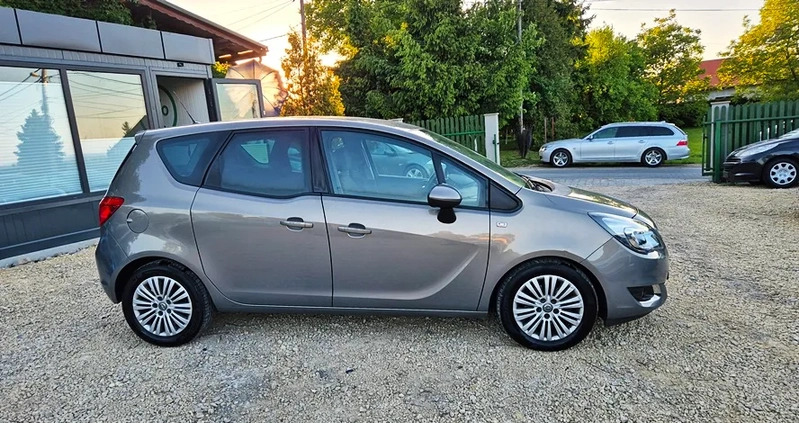 Opel Meriva cena 26500 przebieg: 190000, rok produkcji 2014 z Siemiatycze małe 781